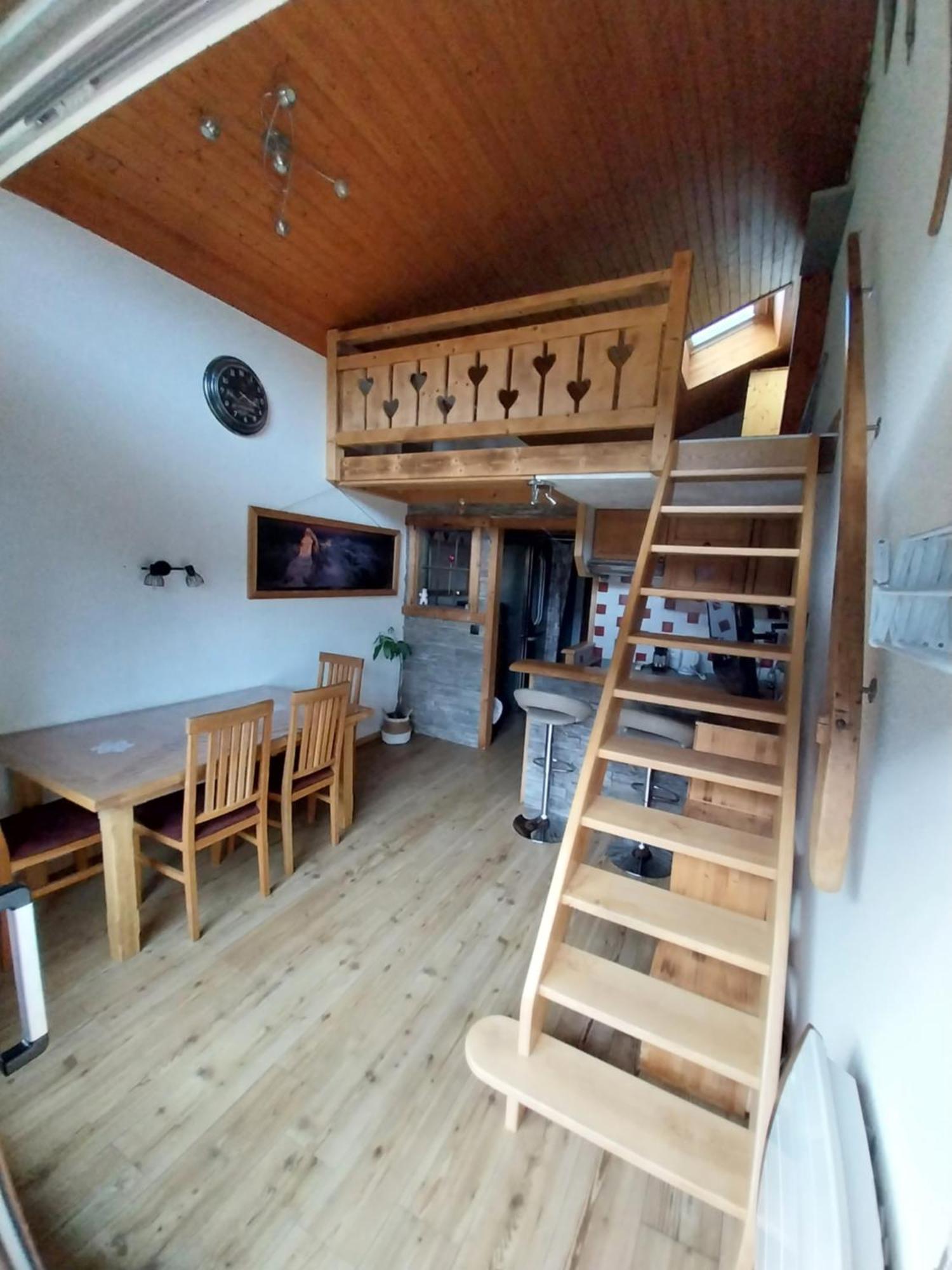Le Nant Apartment